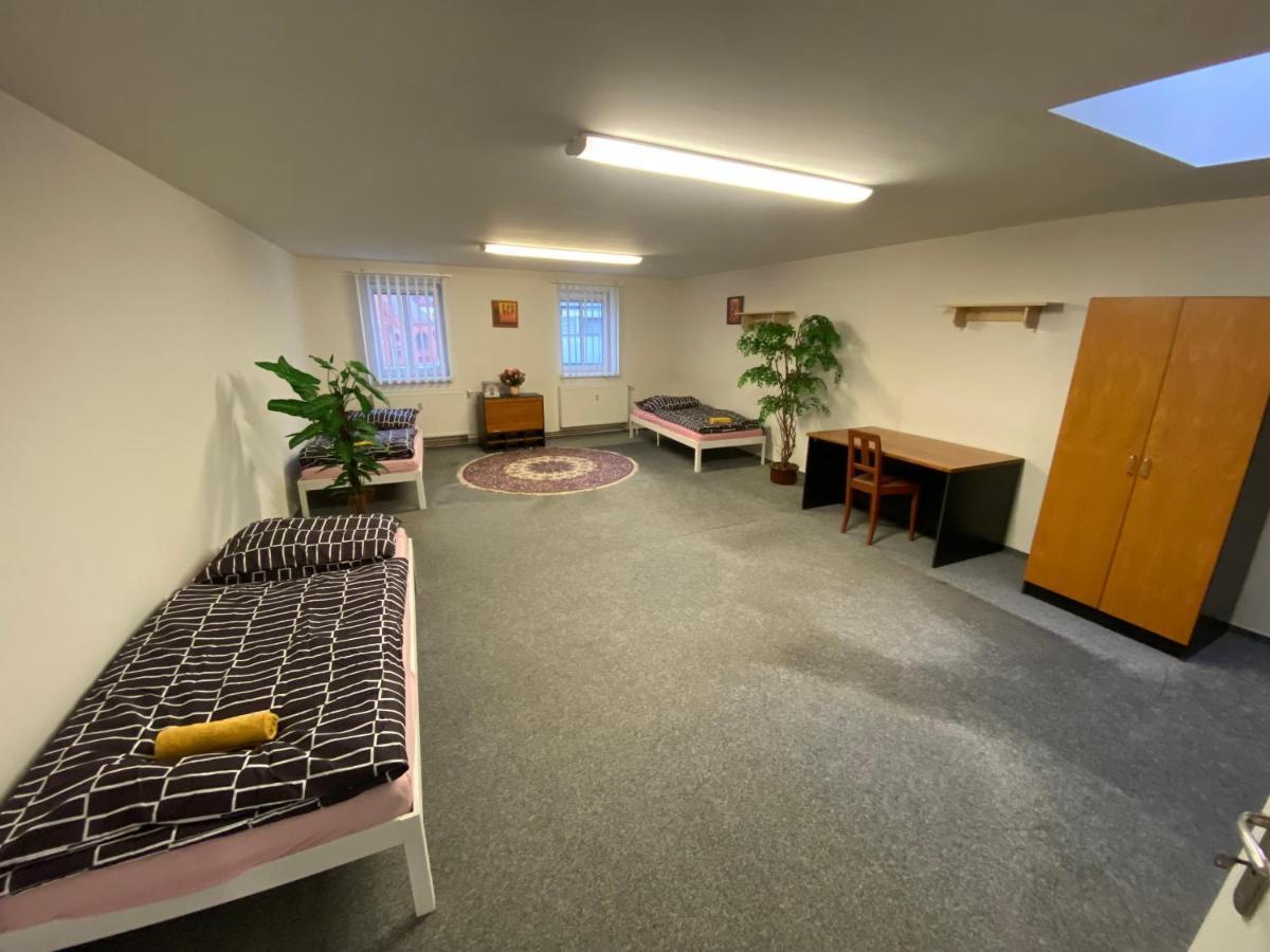 Old Town Apartments R11 奥洛穆茨 外观 照片