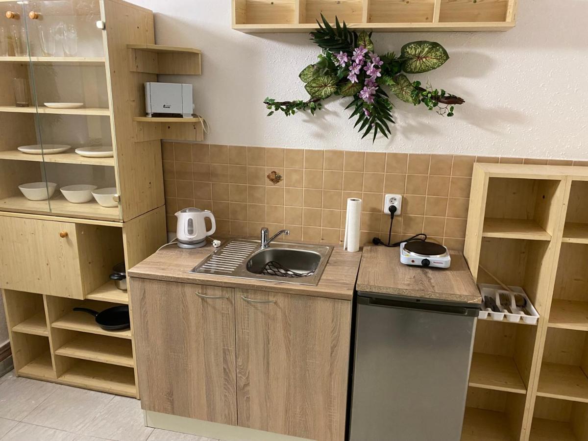 Old Town Apartments R11 奥洛穆茨 外观 照片