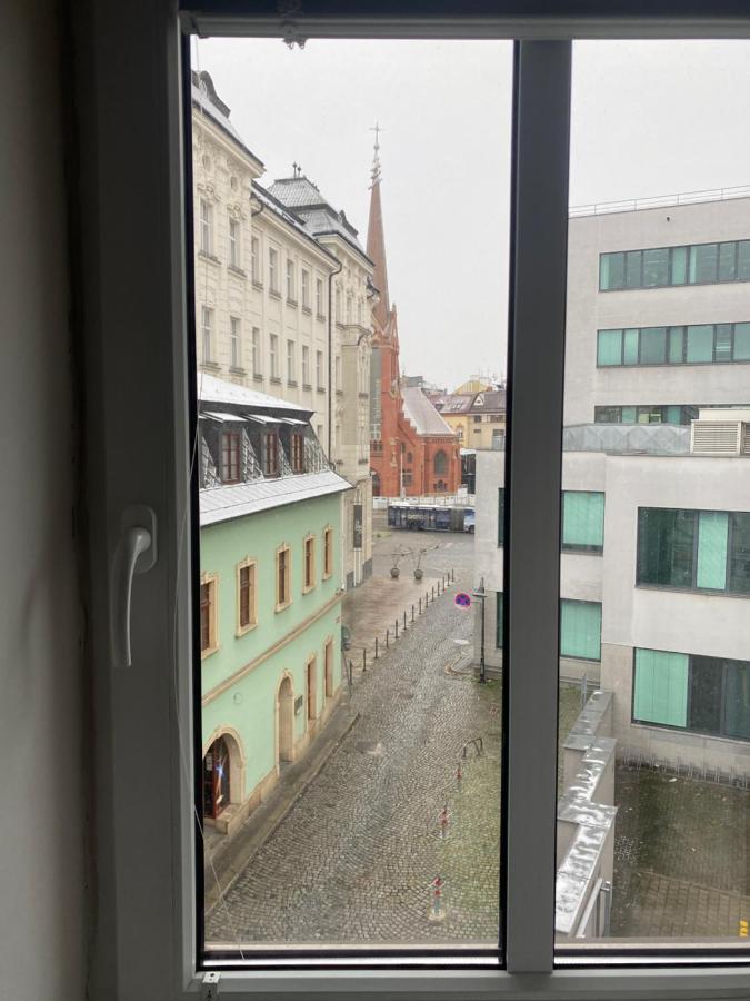 Old Town Apartments R11 奥洛穆茨 外观 照片