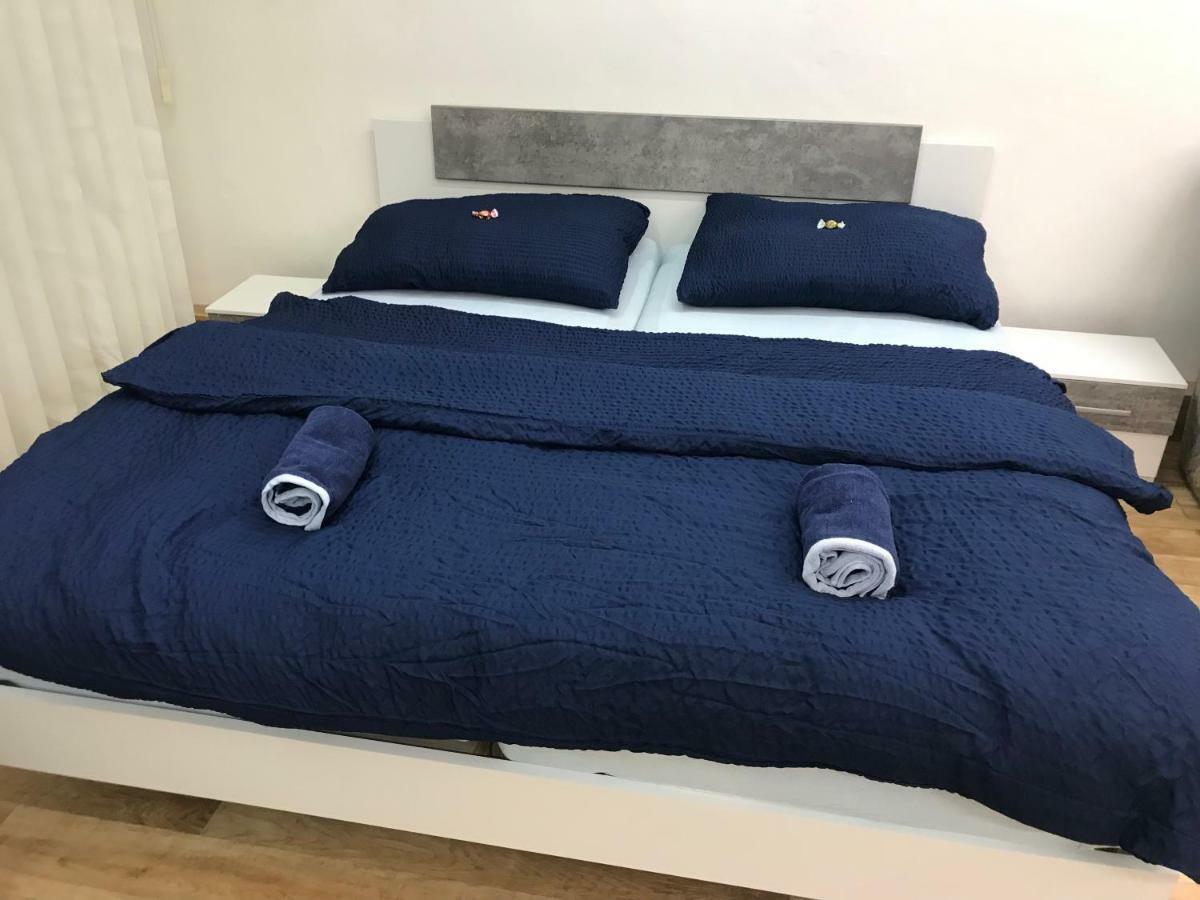 Old Town Apartments R11 奥洛穆茨 外观 照片