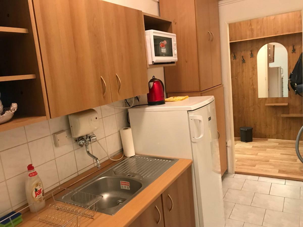 Old Town Apartments R11 奥洛穆茨 外观 照片